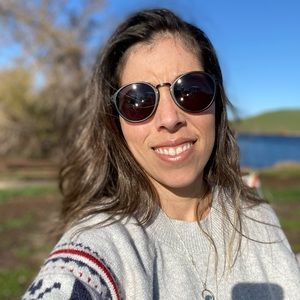 Meet your Posher, Luiza